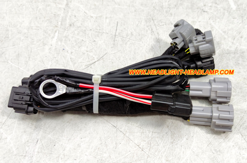 thumbnail image 2 of Thor-More-Lighting Halogen Headlight Assembly – RH Passenger Side For Subaru Impreza (2017-2022) & Crosstrek (2018-2023) 2 of 4