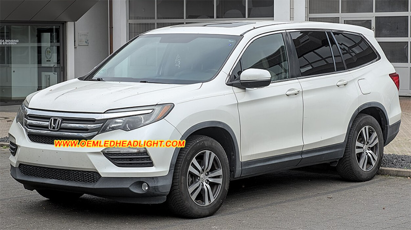 Honda Pilot Mk3 Headlight Housing Lens Cover Yellowish Scratched Lenses Crack Cracked Broken Fading Faded Fogging Foggy Haze Aging Replace Repair