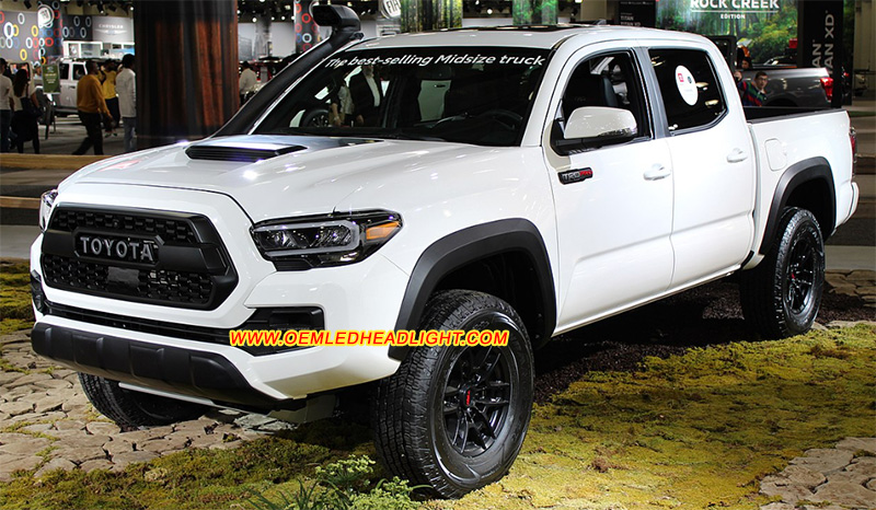 Toyota Tacoma Mk3 Full Headlight Housing Lens Cover Yellowish Scratched Lenses Crack Cracked Broken Fading Faded Fogging Foggy Haze Aging Replace Repair