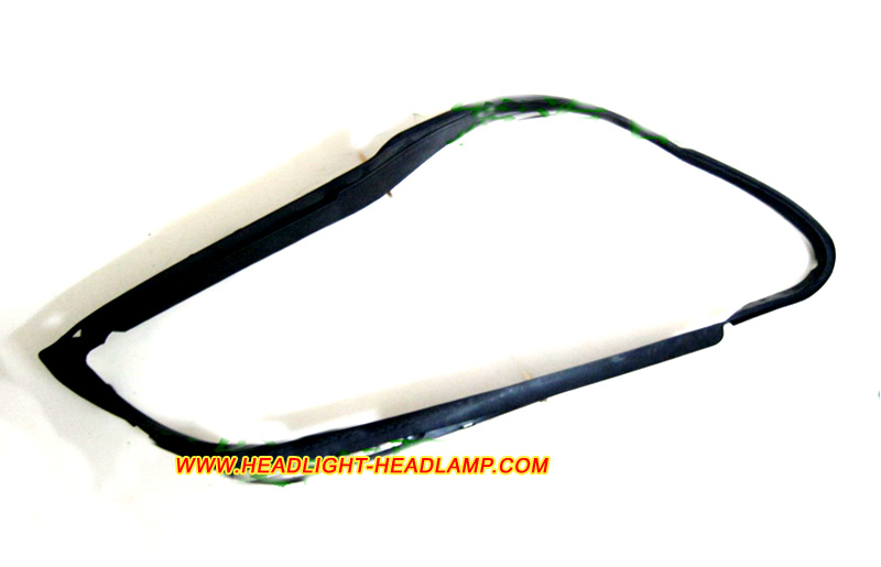 2009-2015 BMW 7Series F01 F02 F03 F04 730i 740i 750i 760i Headlight Lens Gasket Closure Seal Rubber Weatherstrip 